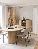 Linea ovalt spisebord 220 x 102 cm