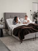 Odel Foss regulerbar seng 180x200