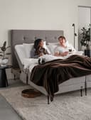 Odel Foss regulerbar seng 180x200